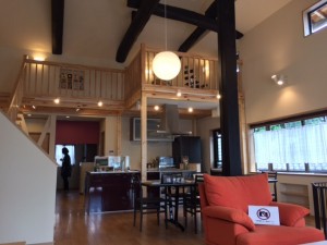 リビングから見たロフト