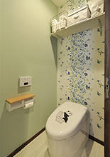 トイレは便器やノズルを自動で除菌してくれて、お手入れも簡単なTOTO/ネオレストR...