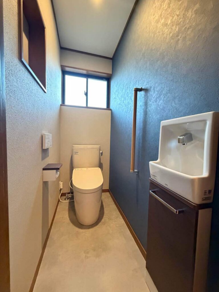 節水型1,2階トイレリフォーム(TOTO)（リフォーム後）