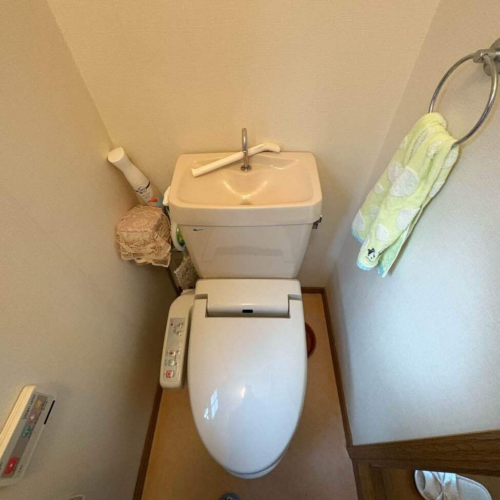 【LIXIL Jフィット】トイレリフォーム（リフォーム前）