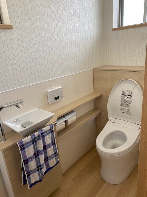 器具をまとめてすっきりトイレリフォーム（リフォーム後）