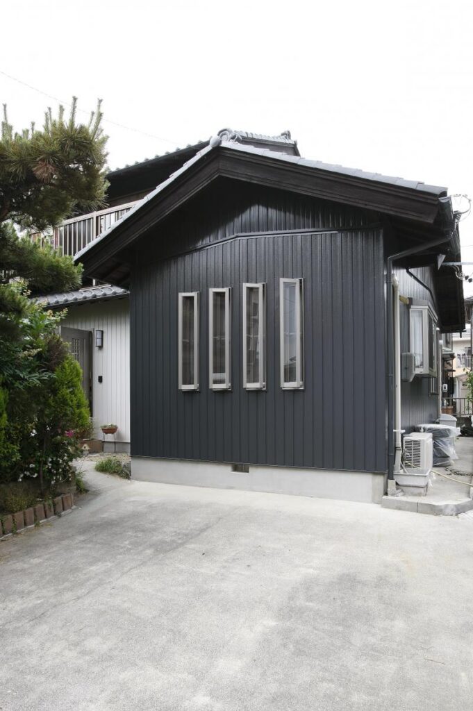 ライフスタイルに合せてディスプレイが楽しめる住まい　外壁