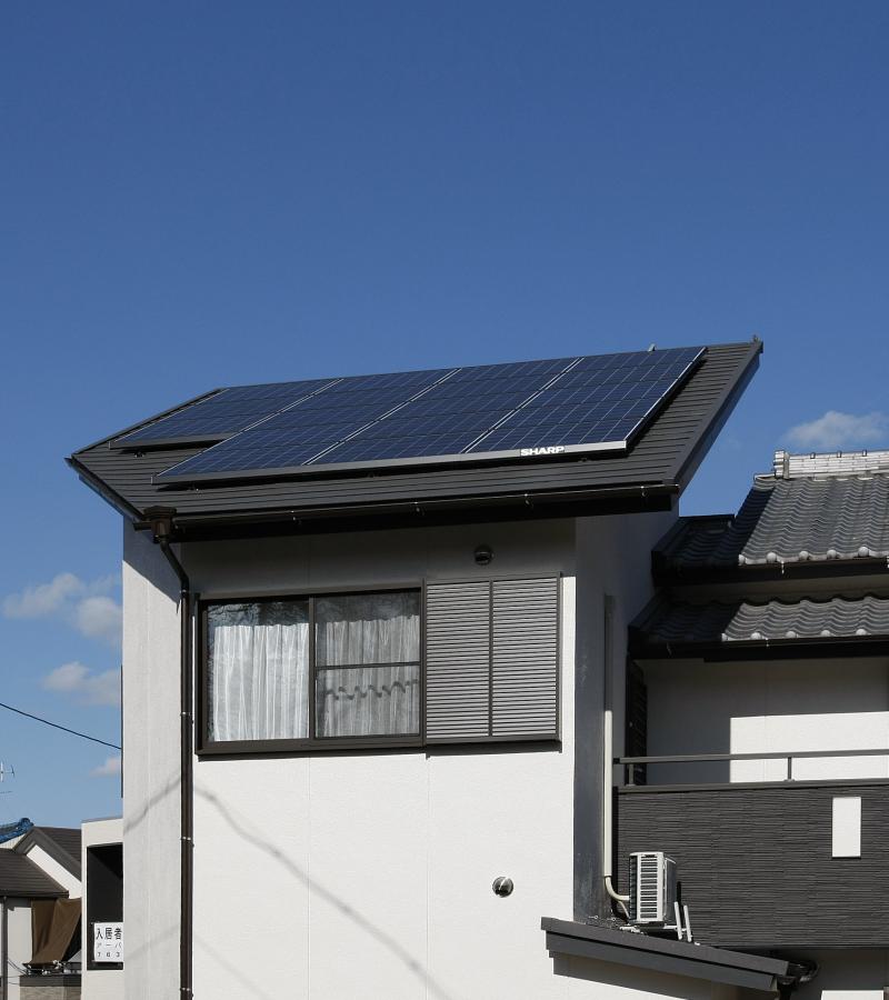 太陽光とエコウィルのダブル発電！家族の思い出をつなぐ住まい　ダブル発電