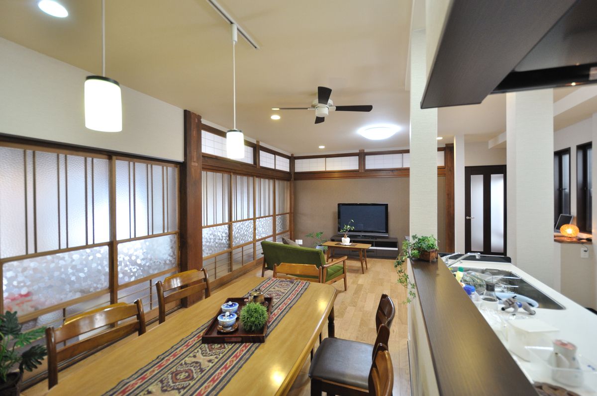 日本家屋の意匠際立つ二世帯住宅 耐震補強で将来も安心
