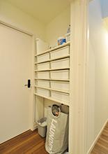 好立地の中古住宅を購入しリノベーションで理想の新居に　洗面室