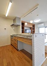 約30年間暮らしてきたマンションのリフォーム 60代ご夫婦が次の20年を考えた住まい　キッチン