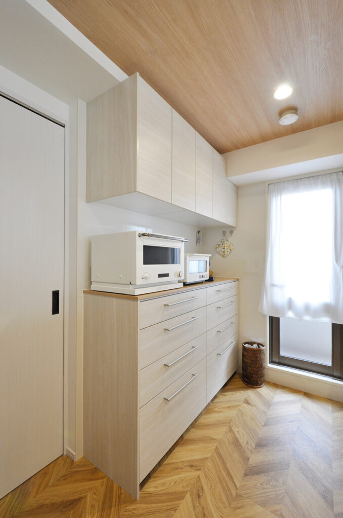 入居30年で実現した念願の全面リフォーム ナチュラルでシンプルな住まいへ　キッチン