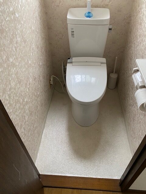 壁床パネルで掃除らくらく TOTOレストパル（リフォーム前）
