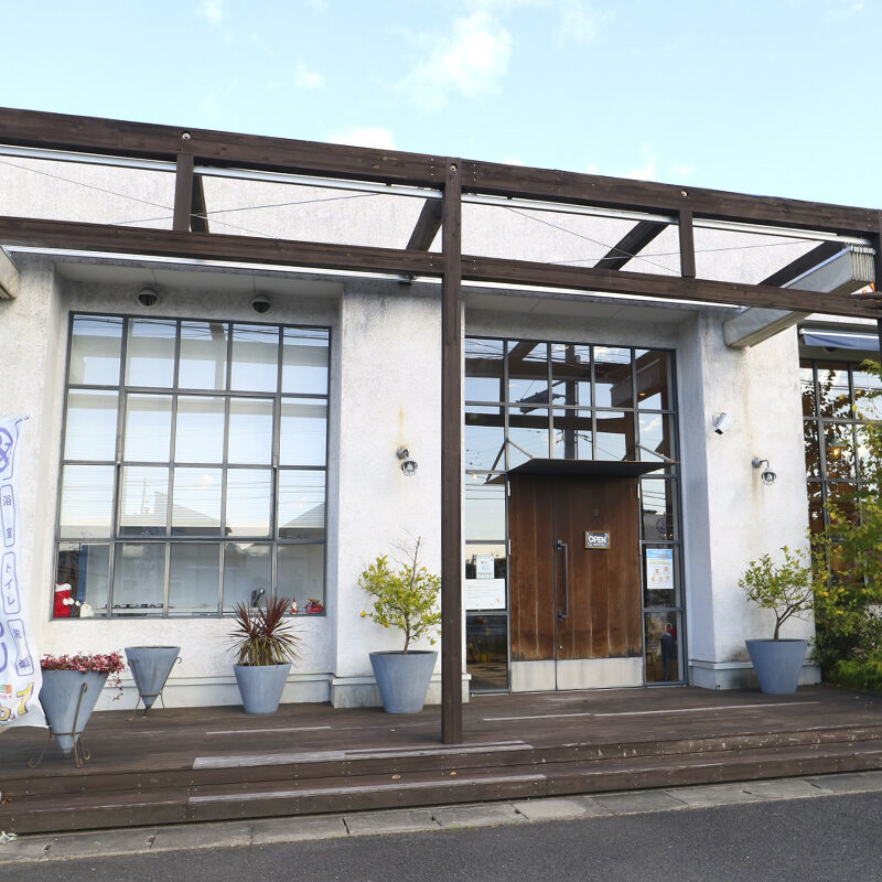 一宮稲沢店の店内