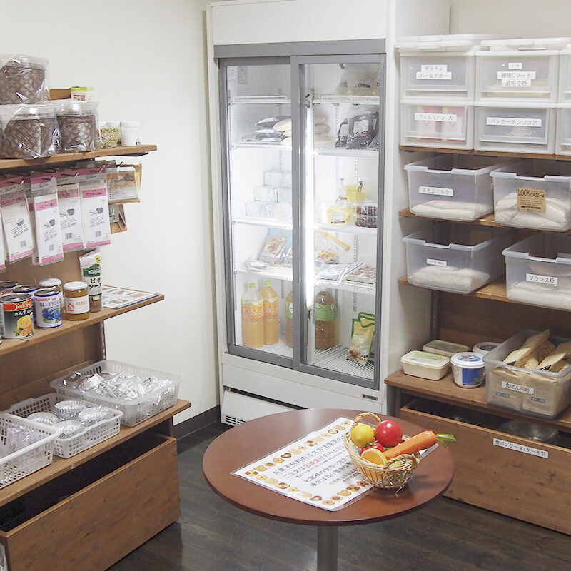 春日井店の店内